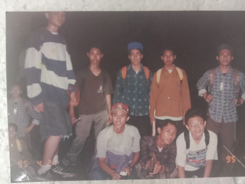 Belum ada keterangan foto