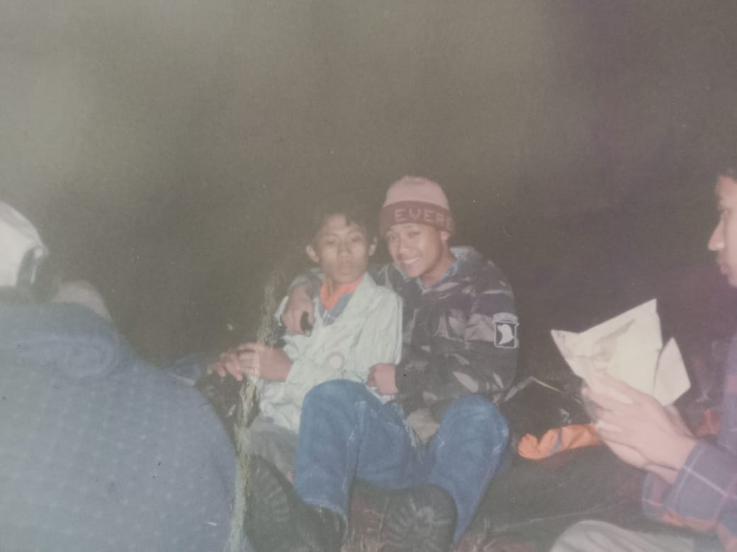 Belum ada keterangan foto