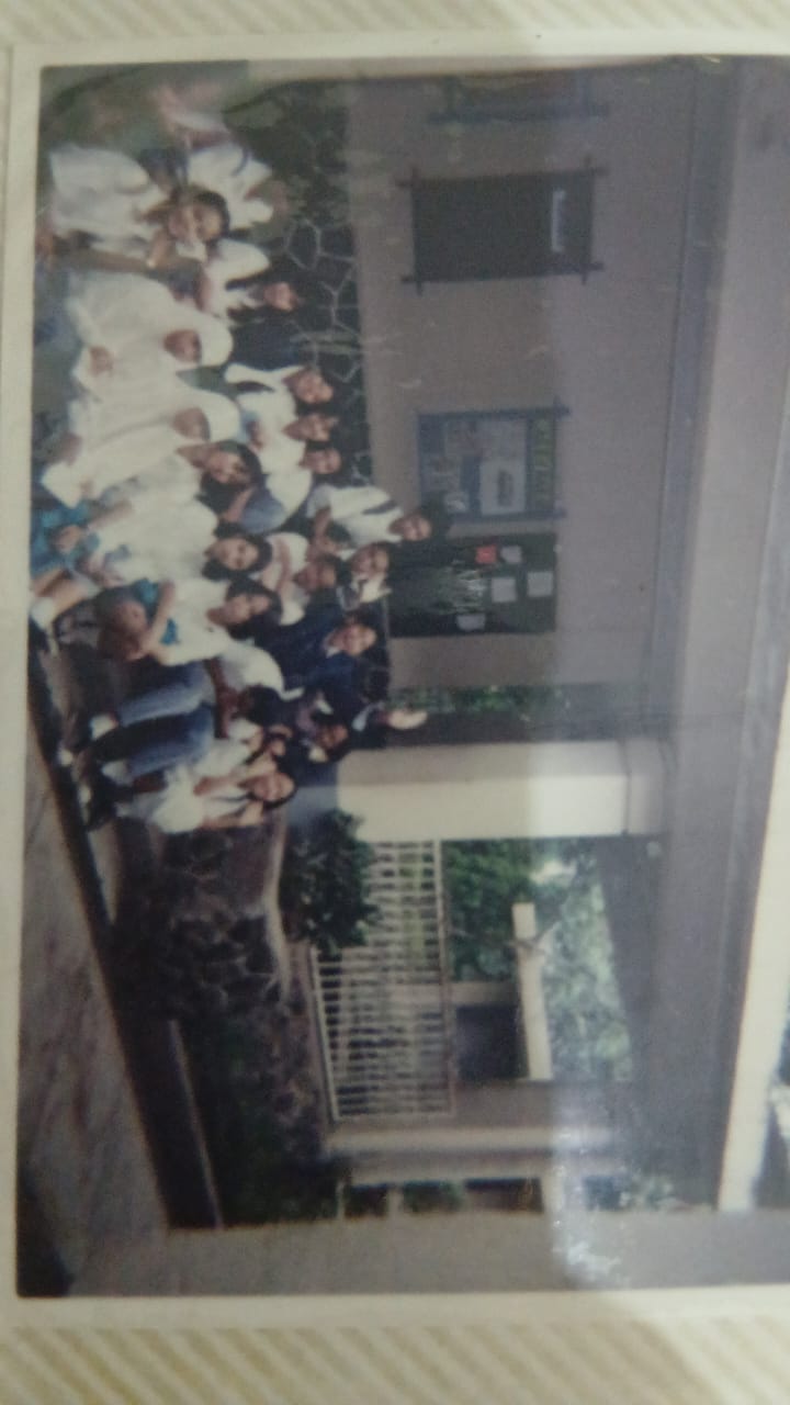 Belum ada keterangan foto