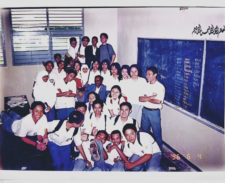 Belum ada keterangan foto