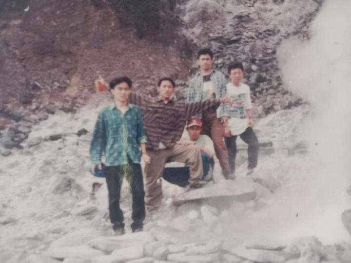 Belum ada keterangan foto