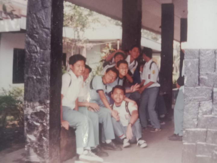 Belum ada keterangan foto